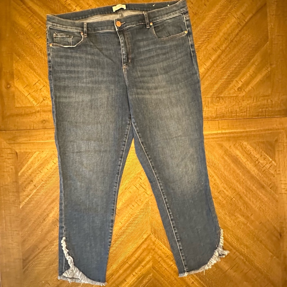 LOFT Modern Skinny Jeans